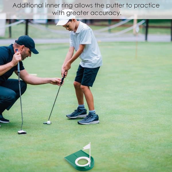 Golf Putting Mat Övningsset Inomhus/utomhus Puttingkoppar och Flaggor