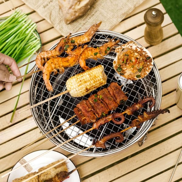 Bärbar BBQ-grill - Kompakt och bekväm för utomhusbruk