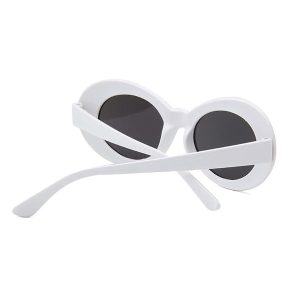 Hvite store runde retro solbriller svart glass hvit white