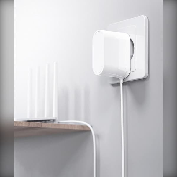 24V 1A AC/DC strømadapter 3.5x1.35mm til router og LED-lys – EU-stik, kompakt PC-kabinet, 100-240V input, 150cm kabel Hvid