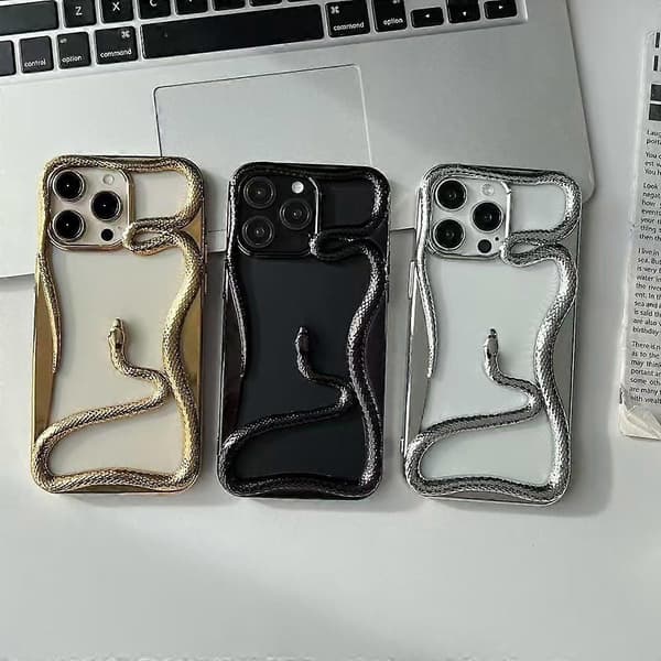 För iPhone 16 Pro Bumperfodral 3D Orm Ihåligt TPU-telefonfodral - Glansigt Vinrött