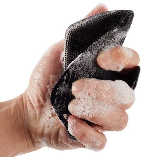 Exfolierande kroppsskrubb duschborste i silikon svart black