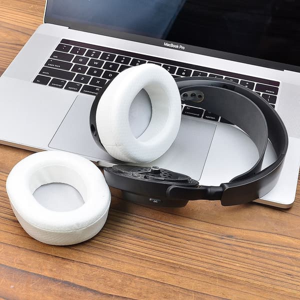 stk øreputer - Kompatibel med SteelSeries Arctis Nova Pro Wireless Hvit Fotballnett, Erstatningsputer for Optimal Komfort