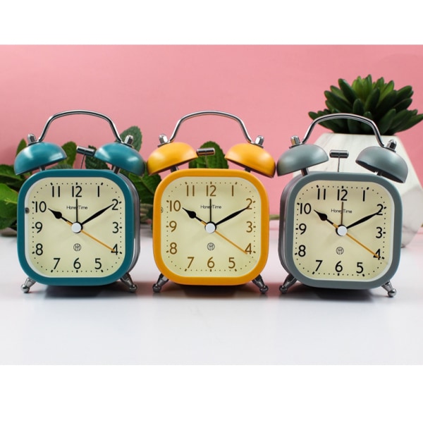 3 tum fyrkantig metall lysande söt väckarklocka tyst väckarklocka för studenter, barn och vuxna (gul)