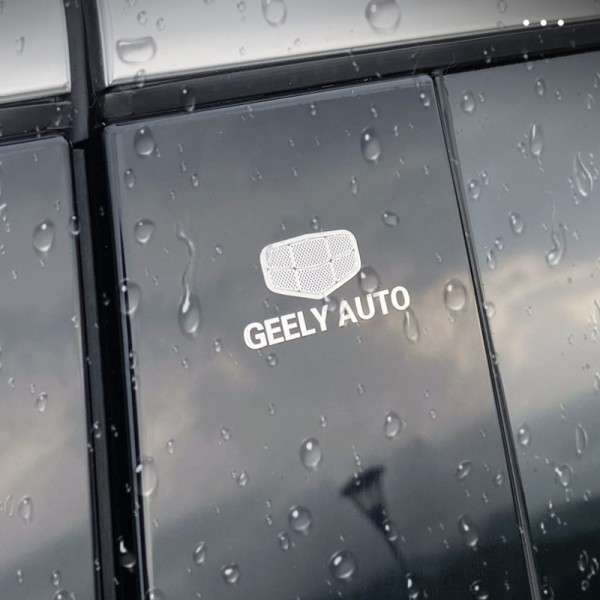 Auton metalliset autotarrat luovat auton logon koristetarrat - Volvo ylä- ja alaosa vakiometalliset tarrat / 5 kpl