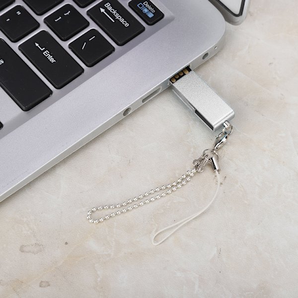 16G Mini zinklegering bærbar USB-disk med kæde til Windows Vista/7/10/Mac sølv