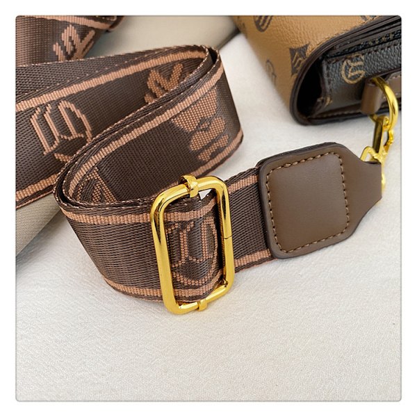 Retro blomväska för äldre med känsla för mode, damväska i lätt lyxig nisch, utländsk stil, enkel axelväska, diagonal cross body liten fyrkantig väska