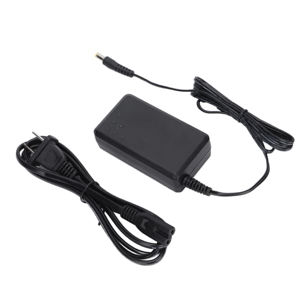 Strømadapter 24W Universal Switching Transformer Converter AC 100V til 240V