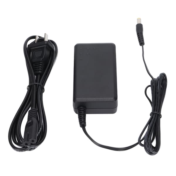 Strømadapter 24W Universal Switching Transformer Converter AC 100V til 240V