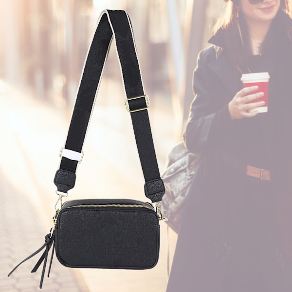 Retro Fashionable Kameraväska Kvinnor Elegant Bokstavstryck Rem PU Läder Messenger Bag Handväska för Resor Svart Fri Storlek