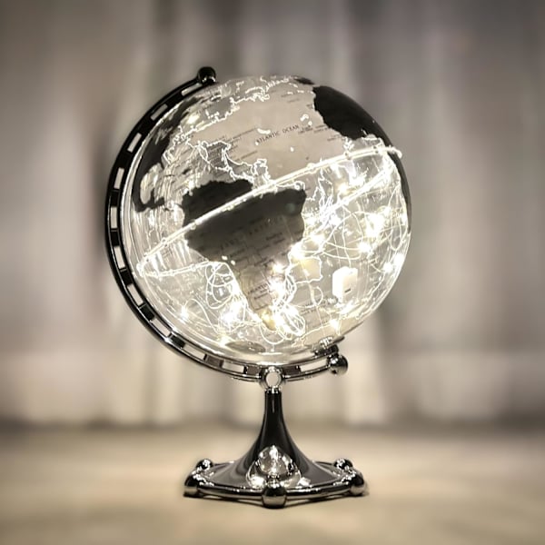 Sølv Globe Bordlampe, 3 meter Lyslenker, Globe Diam. 20 cm, Varmt Hvit Lys