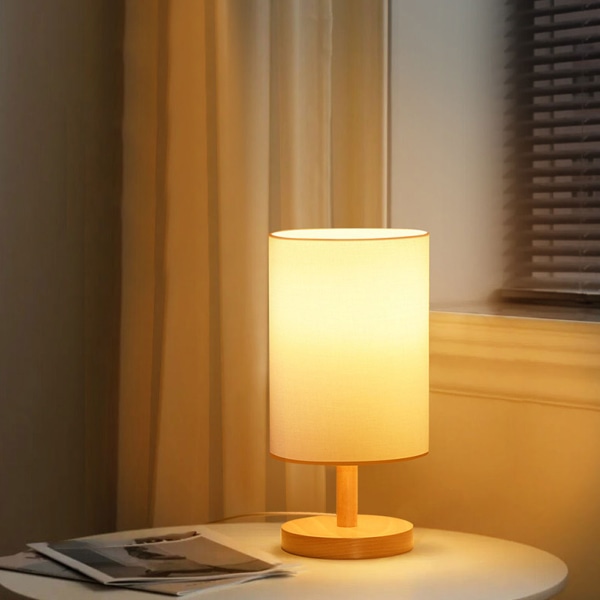 Yksinkertainen yöpöytävalaisin Himmennettävä LED-retrokankainen puinen yöpöytävalaisin makuuhuoneeseen