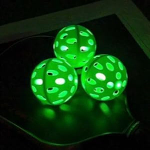 Pickleballbollar som lyser i mörkret: LED-upplysta pickleballbollar, USAPA-standard utomhus 40 hål picklebollar med grönt ljus 4-pack LED-upplysta picklebollar, presenter till pickleballälskare