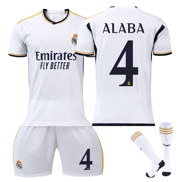 23/24 Real Madrid Barn- och Vuxen Jersey Sportswear Set med Strumpor No.4 ALABA 18