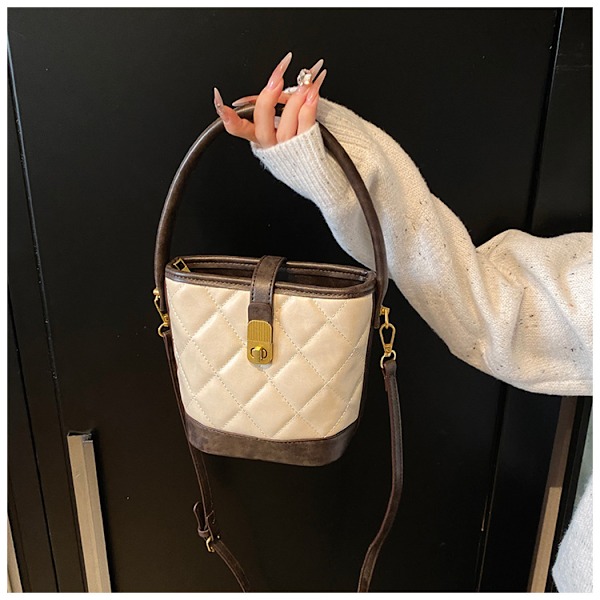 Elegant rutete bøtteveske for damer, lett luksuriøs skulderveske, Yangqi crossbody-veske
