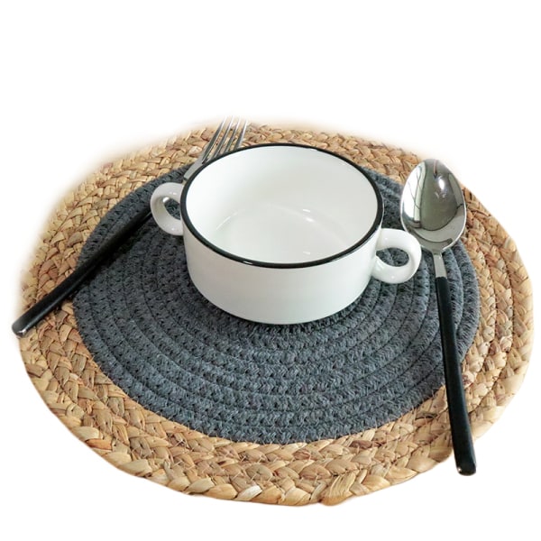 Hand-Woven Water Placemat - Round Mat Dining Table Insulation Placemat Round Braided Rattan Tablemats (11.8 inch 2pc)