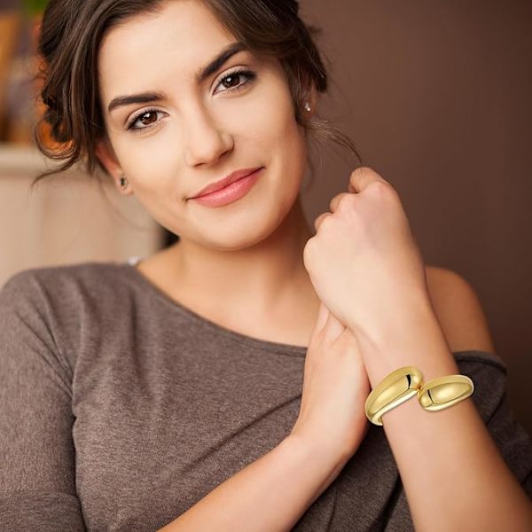 Guld Armband Guld Manschettarmband för Kvinnor Ej Missfärgande Tjockt Guld Trendigt Smycke Julgåvor Strumpfyllnad Guldaccessoarer