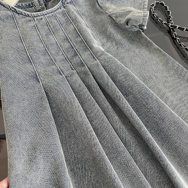 Sommarklänningar i denim för flickor i koreansk stil 2-4 år, kort trumpetärm, plisserad mjuk denimklänning, barnkläder 130cm