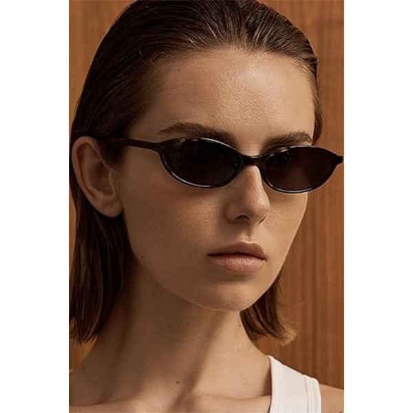 Retro Ovala Solglasögon för Kvinnor Chic Kattögon 90-tals Solglasögon Lätta Smala Shades Trendiga UV-skydd Solglasögon Tortoise Frame - Gradient Brown Lens