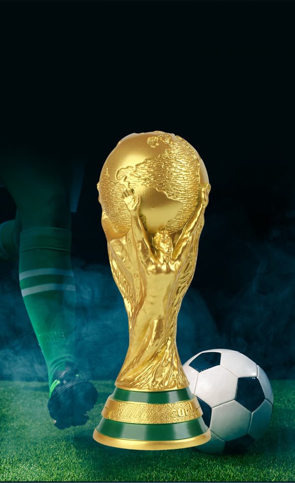 2022 FIFA World Cup Qatar Replika Trofæ 8,2” - Ejer en Samlerversion af Verdensfodboldens Største Præmie