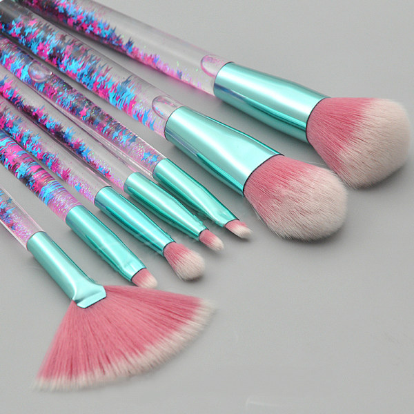 Sæt med 7 klare krystal diamant partikel håndtag makeup børster med kviksand væske partikel pailletter, blending børste sæt skønhed makeup værktøjer（stil 3）