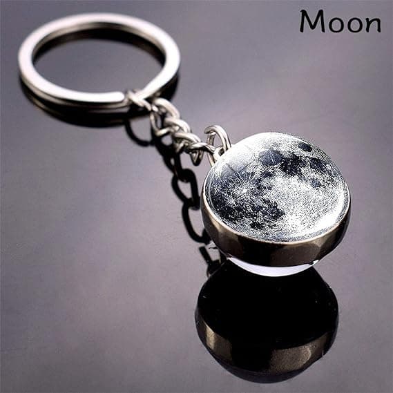 Solsystemets planet nyckelring accessoarer hänge lyser i mörkret Moon