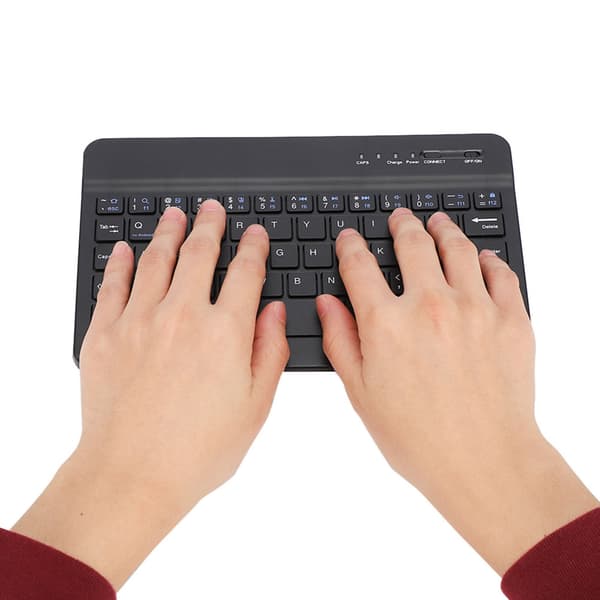 Slank og let trådløst Bluetooth-tastatur til Android, iOS og WIN, sort