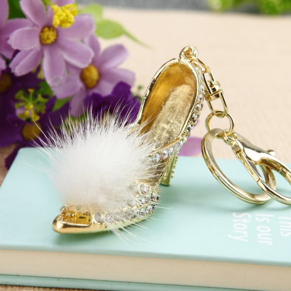 Car keychain female bag charm metal key chain ring with diamonds small gift-plush high heels