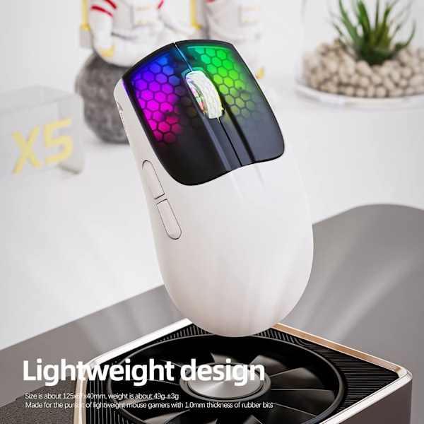 Trådlös Spelmus med Tri-lägen BT 5.1/2.4Ghz/USB-C, Lätt 49g, PAW3212 Optisk Sensor, Uppladdningsbart Batteri, RGB LED Bikake Mus Black White