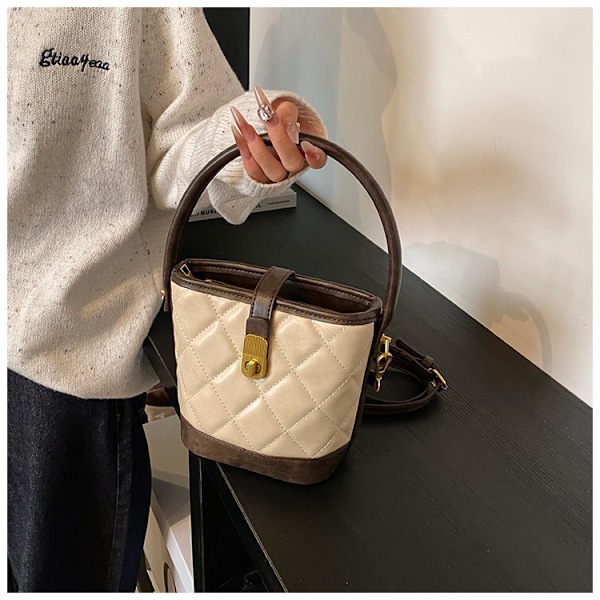 Elegant ternet håndtaske til ældre kvinder, let luksuriøs skuldertaske, Yangqi Crossbody Taske