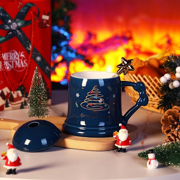 Julmugg Keramik Julgranmugg med Stjärnsked och Lock Festlig Julgåva Kopp för Varm Choklad Kaffe Äggtoddy God Jul