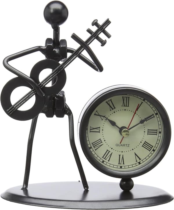 Skulptur med ur (basguitar)
