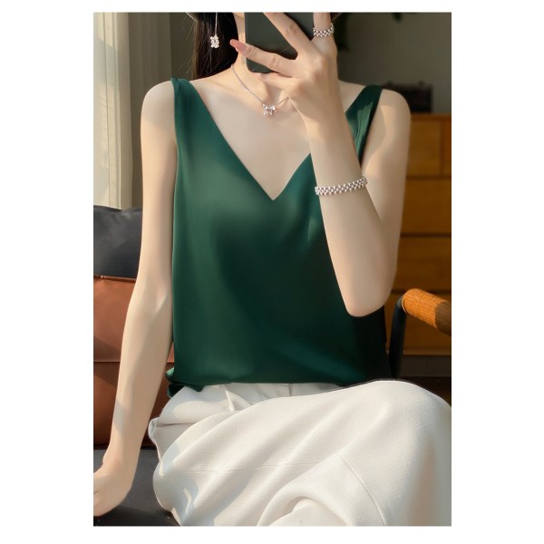 Silke Silke Skulderrem Dame Vest 2024 Sommer Ny Slim-fit V-hals Kort Elegant Inder Top T-shirt Deep Green L