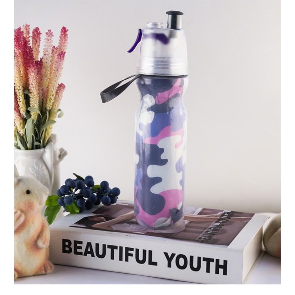 Ny PE dobbeltlags kjølespray vannkopp utendørs sport vannsprayflaske kamuflasje lilla 500ml