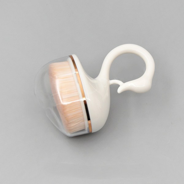 Little Swan Foundation Brush, Bærbar sporløs sminkebørste med PVC-deksel (hvit)