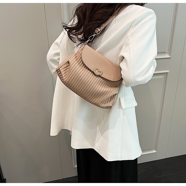 Niche-design, suosittu laskostettu pieni neliölaukku, yksinkertainen ja raikas olkalaukku, joka sopii moneen asuun, crossbody-laukku