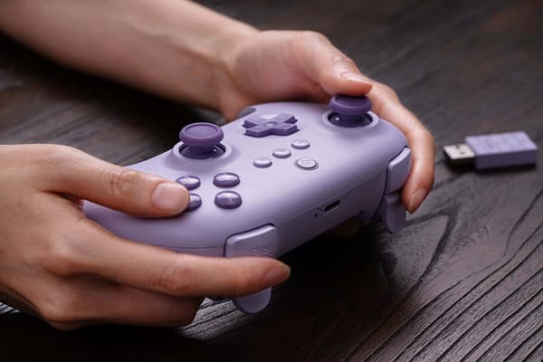 8Bitdo Ultimate C 2.4g langaton ohjain Windows PC:lle, Androidille, Steam Deckille ja Raspberry Pi:lle Purple