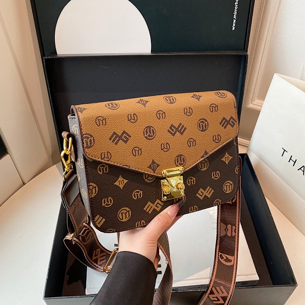 Retro blomväska för äldre med känsla för mode, damväska i lätt lyxig nisch, utländsk stil, enkel axelväska, diagonal cross body liten fyrkantig väska