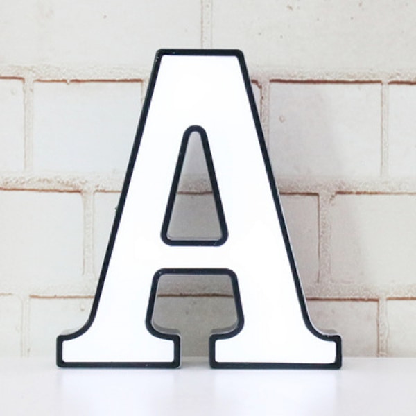 Qinwei LED-marquee-kirjainvalot - DIY-marquee-valot kirjainmerkit 26 aakkosmerkkiä häihin, syntymäpäiville, juhliin, baarikoristeluun (kirjain A)