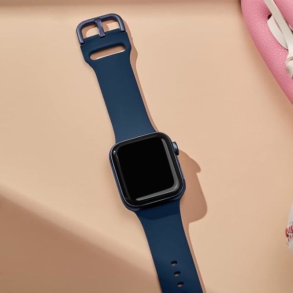 Apple Watch-rem, blød silikone sportsarmbånd, udskiftningsrem, egnet til hele Iwatch-serien（Abyss blue 42 / 44 / 45mm）