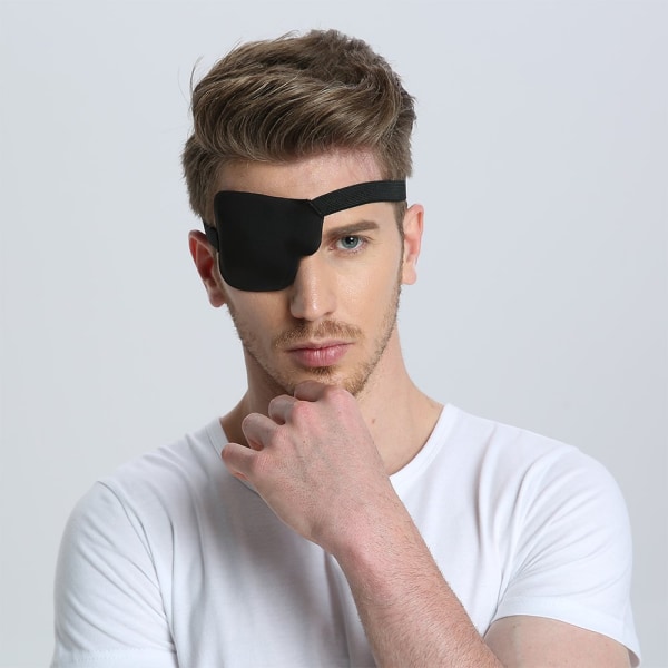 AVEKI pakke med 2 3D øjenplaster, sort (højre øje)