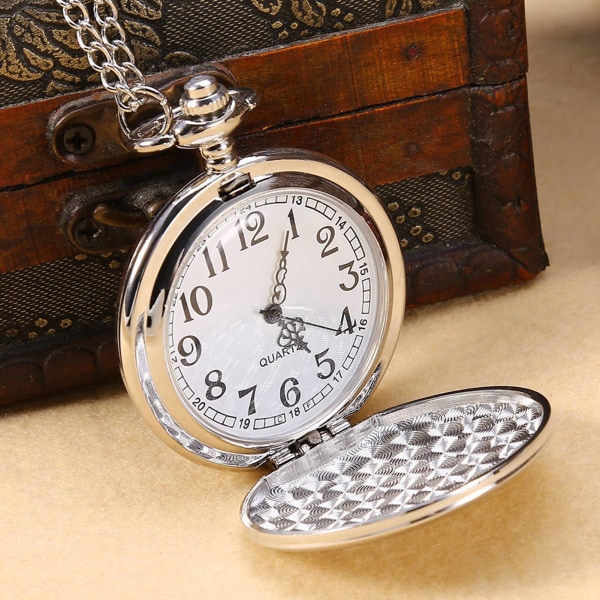 Klassisk Quartz Analog Smooth Pocket Watch Halsbandshänge med kedja Silver
