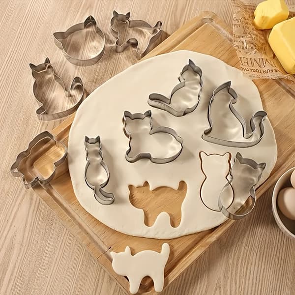 9-piece set, cat-themed cookie mold, stainless steel animal cookie cutter, suitable for DIY baking, versatile kitchen tool