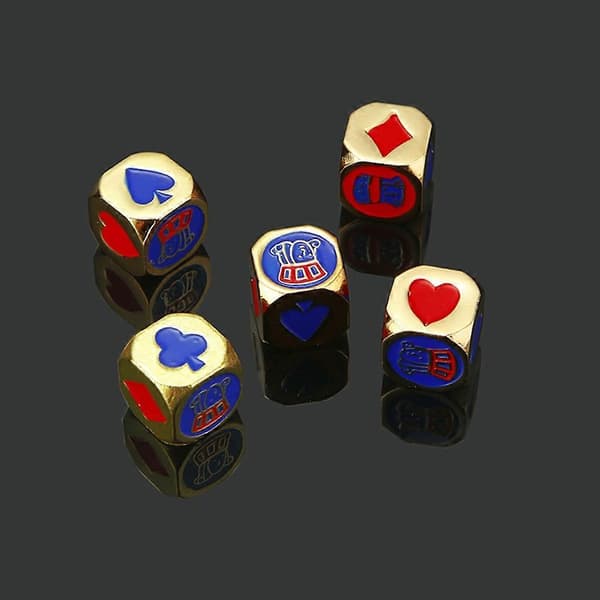 4 stk. bordspillterninger, gullterninger, solide metallterninger, pokerterninger for menn
