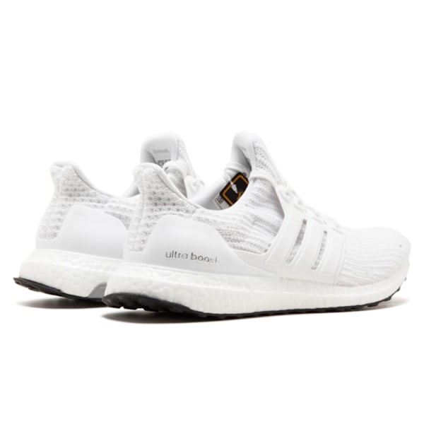 UltraBOOST Triple White  Löparskor för utomhusbruk 42.5
