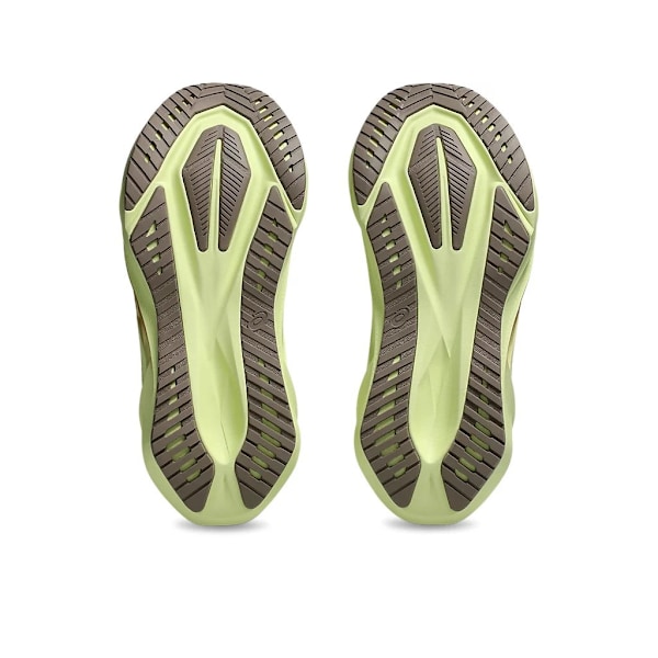Novablast 5 Mineral Beige Taupe Grey Maratonlöparskor sportskor 42