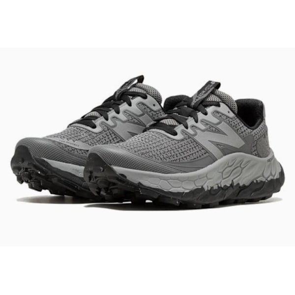 New Balance Fresh Foam More Trail v3 x CAYL 44