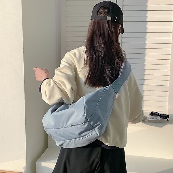 Uusi nailonvetoketjullinen naisten laukku, pieni olkalaukku, korealainen tyyli, Hobos-laukku, keskikokoinen vetoketjullinen nuorten crossbody-laukku, tukkumyynti black