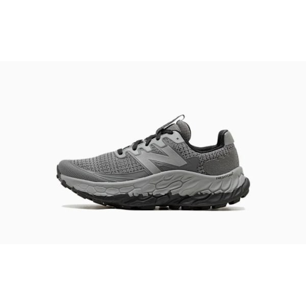 New Balances Fresh Foam More Trail v3 x CAYL 40