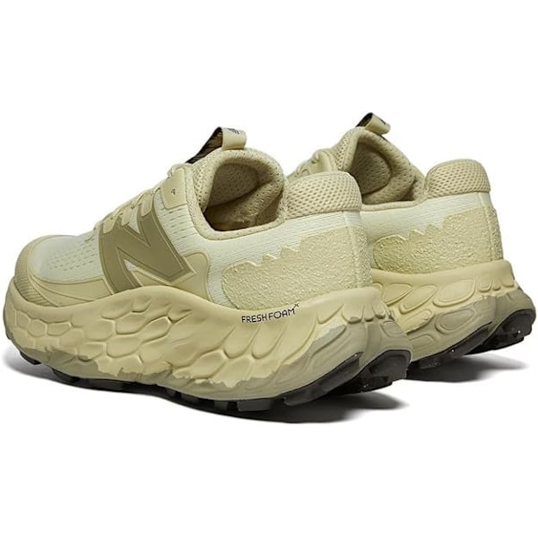 New Balances Fresh Foam More Trail v3 'Pistachio Butter' 36
